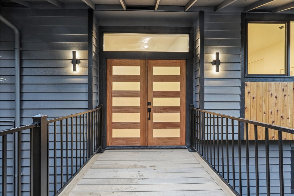 Photo of 5420 233rd Place SE, Bothell, WA 98021 (MLS # 2599068)