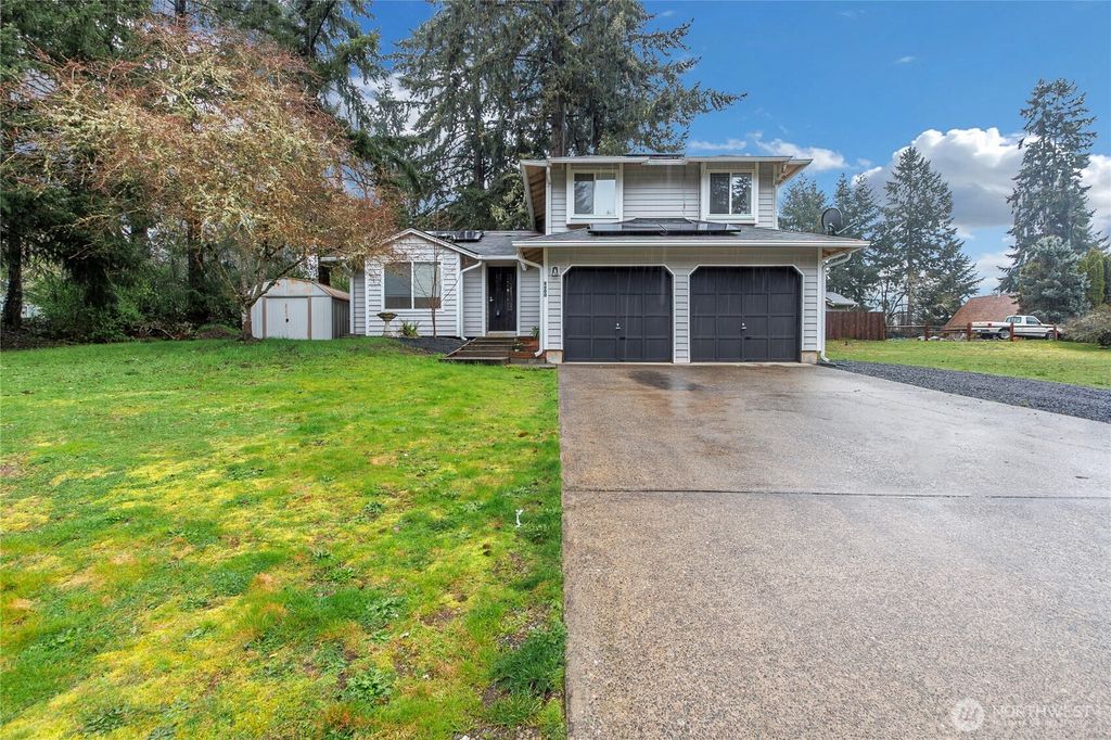 Photo of 8600 Oxford Avenue SE, Lacey, WA 98503 (MLS # 2496936)