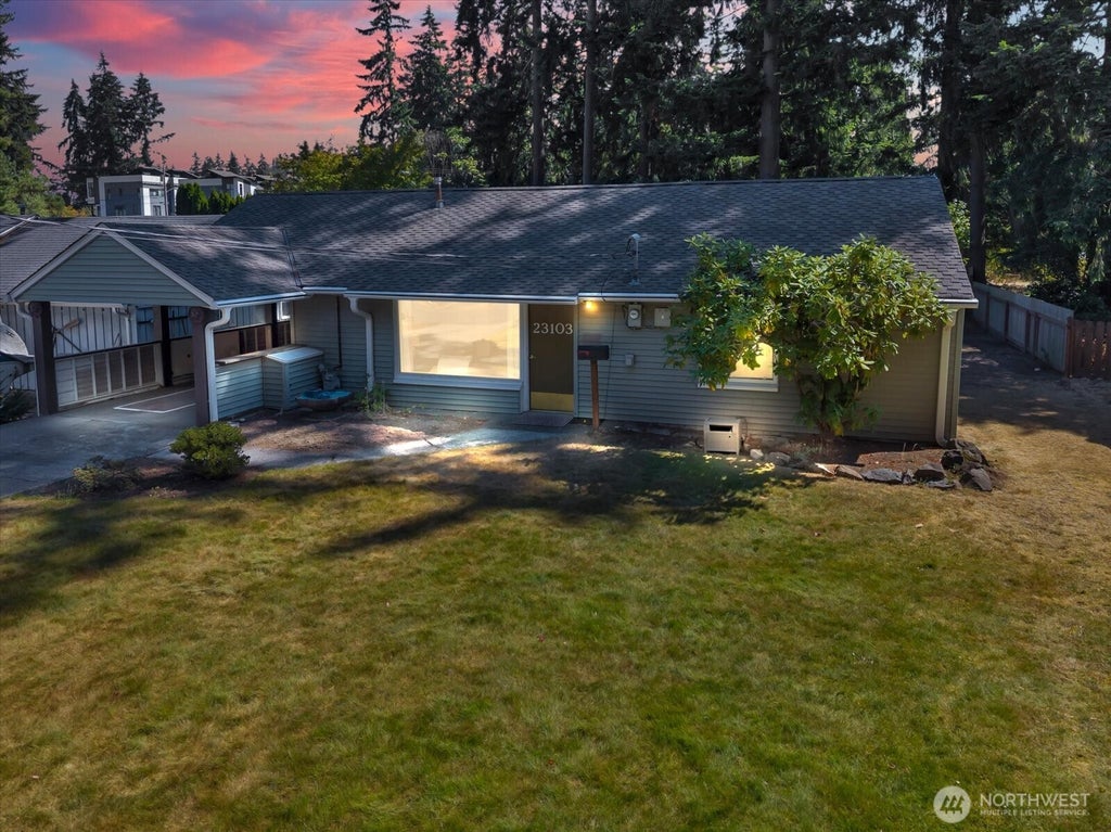 Photo of 23103 59th Avenue W, Mountlake Terrace, WA 98043 (MLS # 2572851)