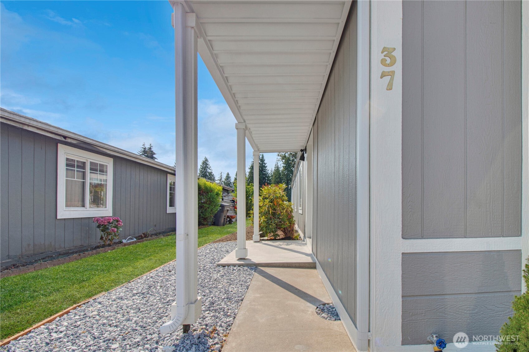 707 37th Street SE 37