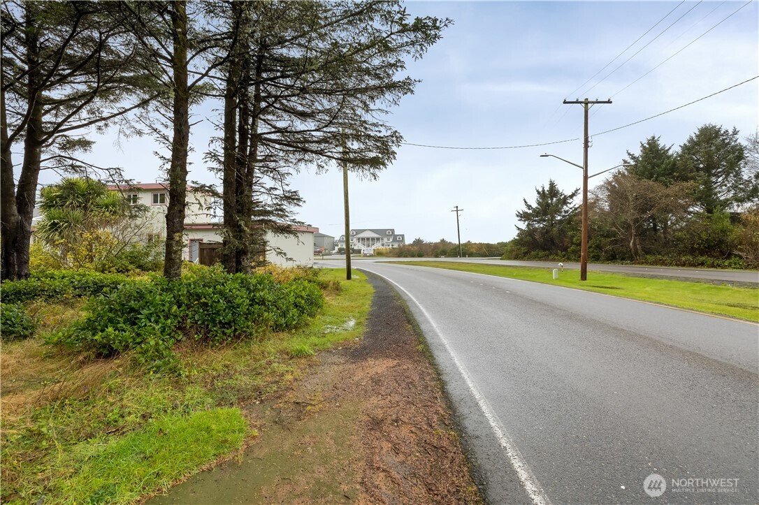 880 Ocean Shores Boulevard