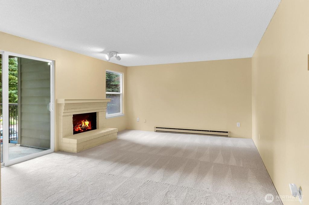 Photo of 820 Cady Road #H202, Everett, WA 98203 (MLS # 2387617)