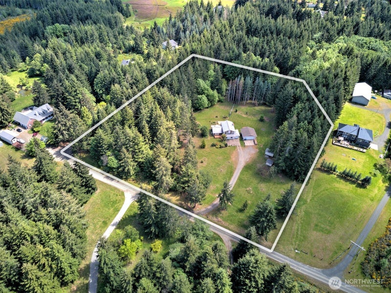21 SE Majestic View Drive