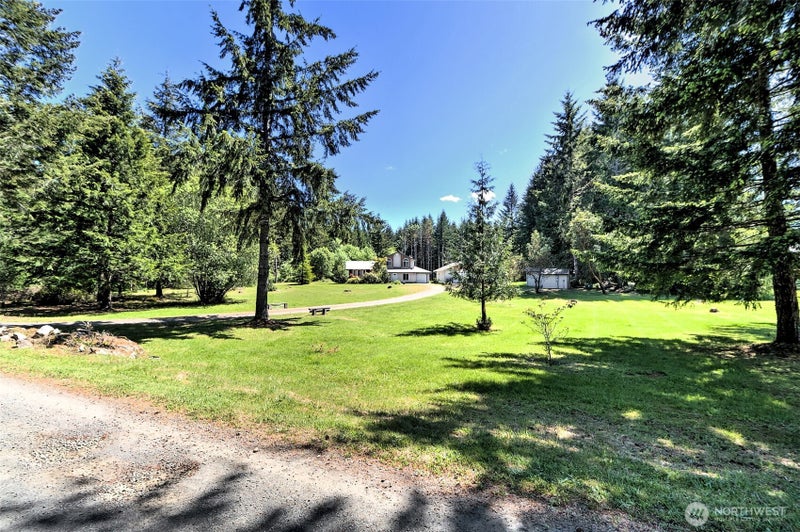 21 SE Majestic View Drive