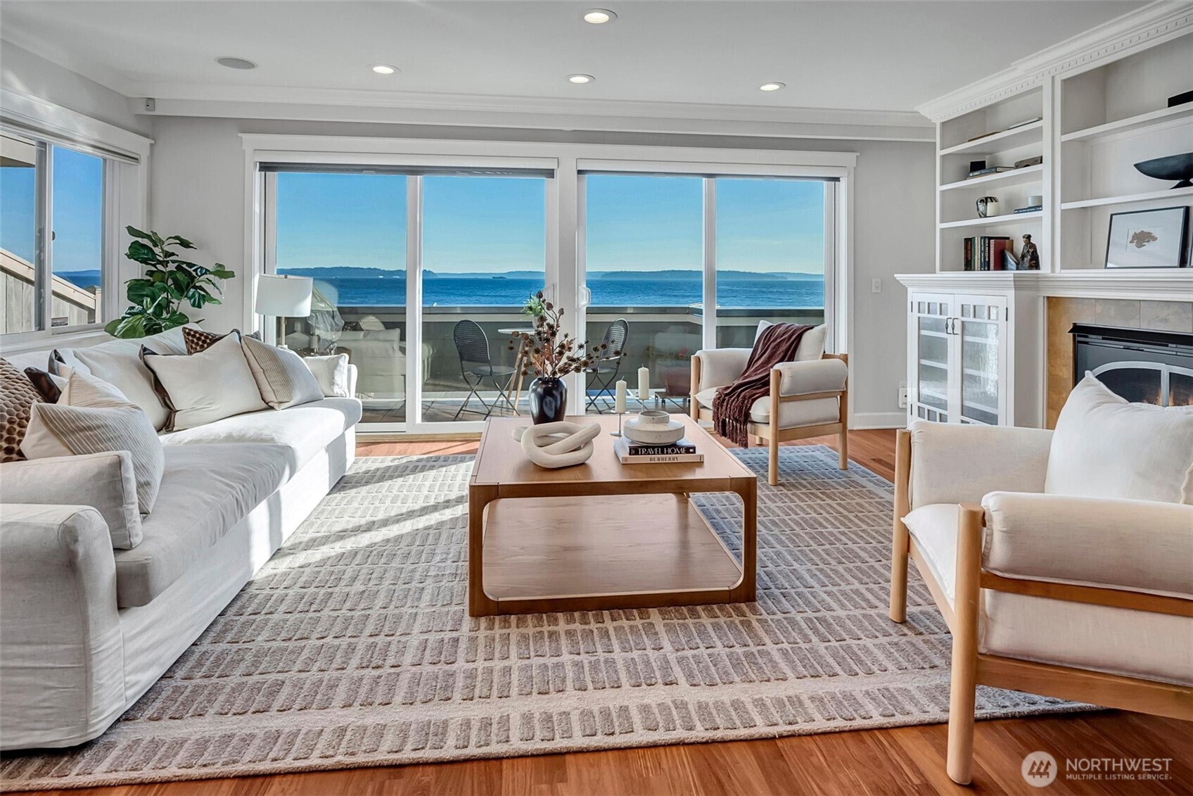 3312 Beach Drive SW