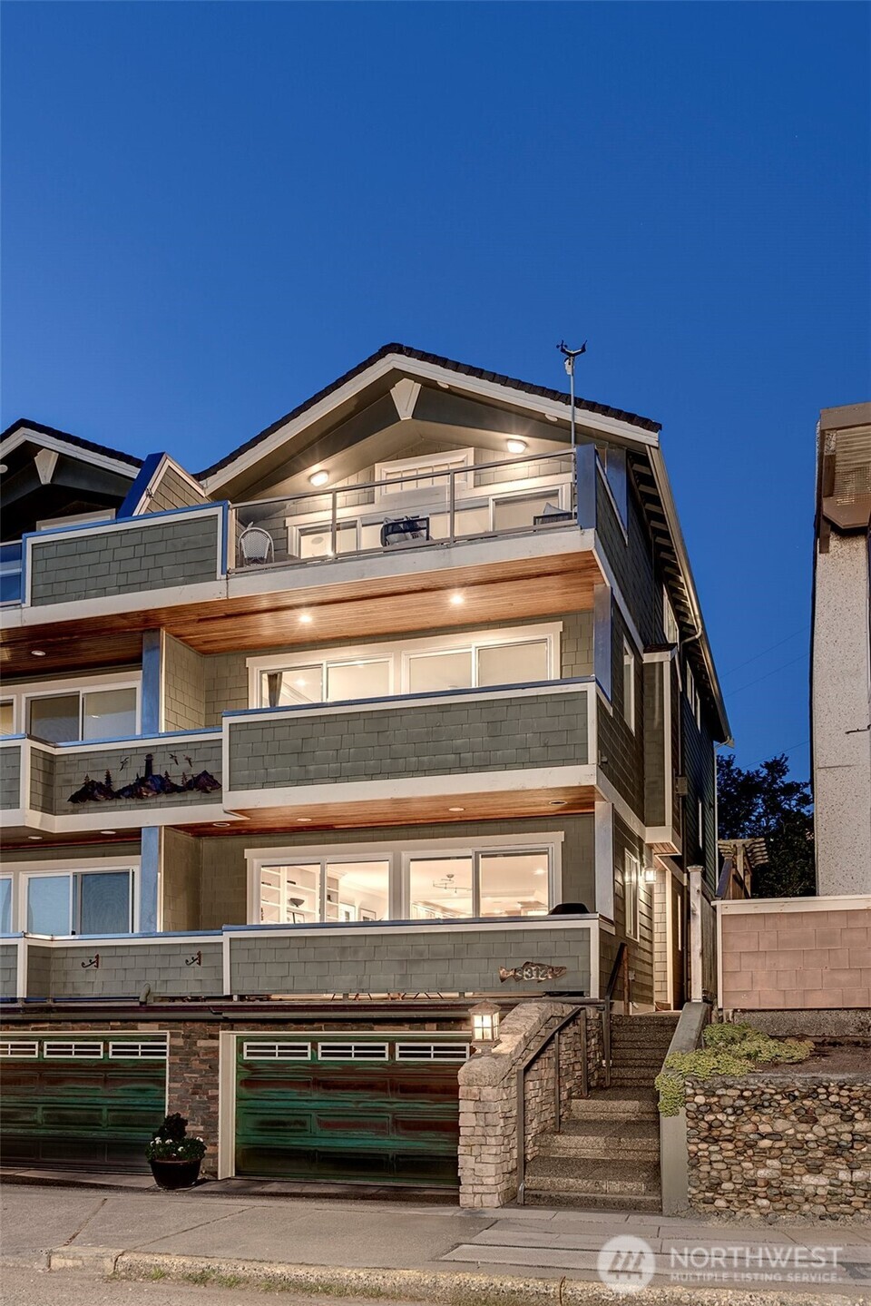 3312 Beach Drive SW