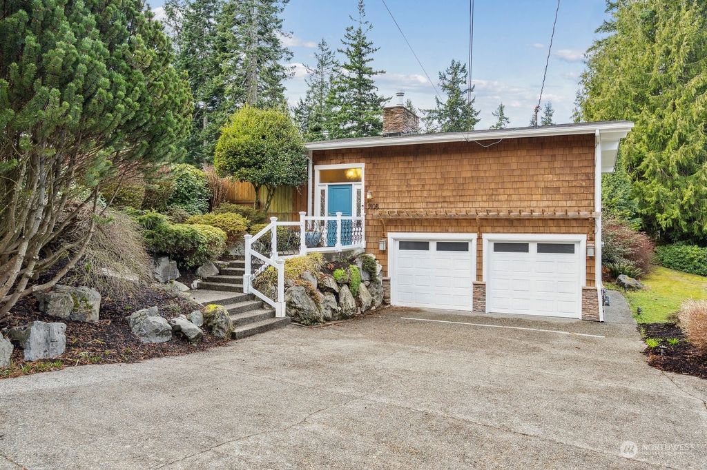 Photo of 9108 192nd Street SW, Edmonds, WA 98026 (MLS # 2207411)