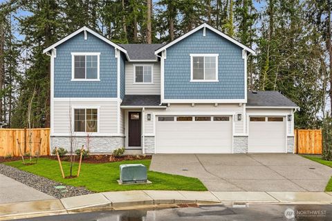 Photo of 2207 Oak Court Ct #8, Milton, WA 98354 (MLS # 2455023)