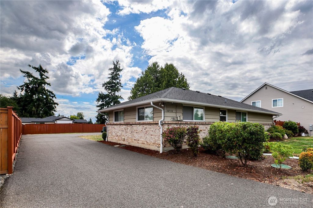 Photo of 10510 33rd Street E, Edgewood, WA 98372 (MLS # 2451518)