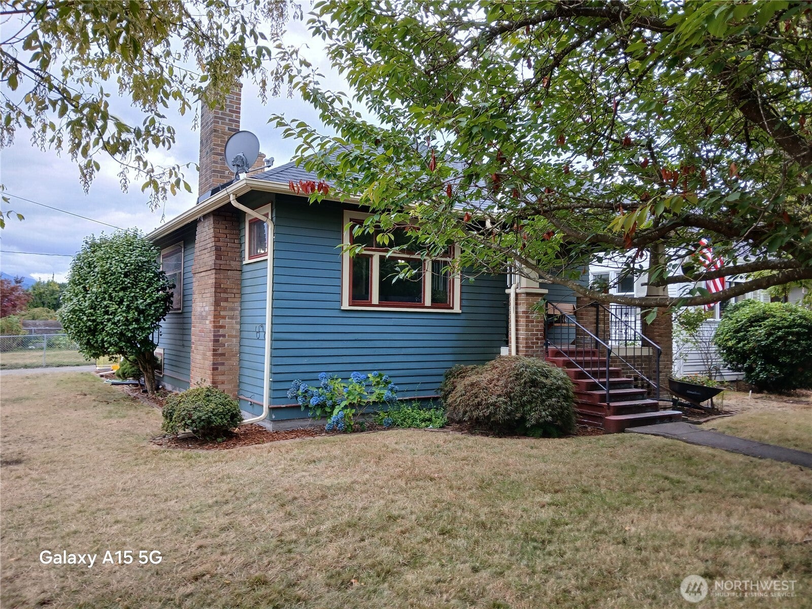 1081 Lafromboise Street