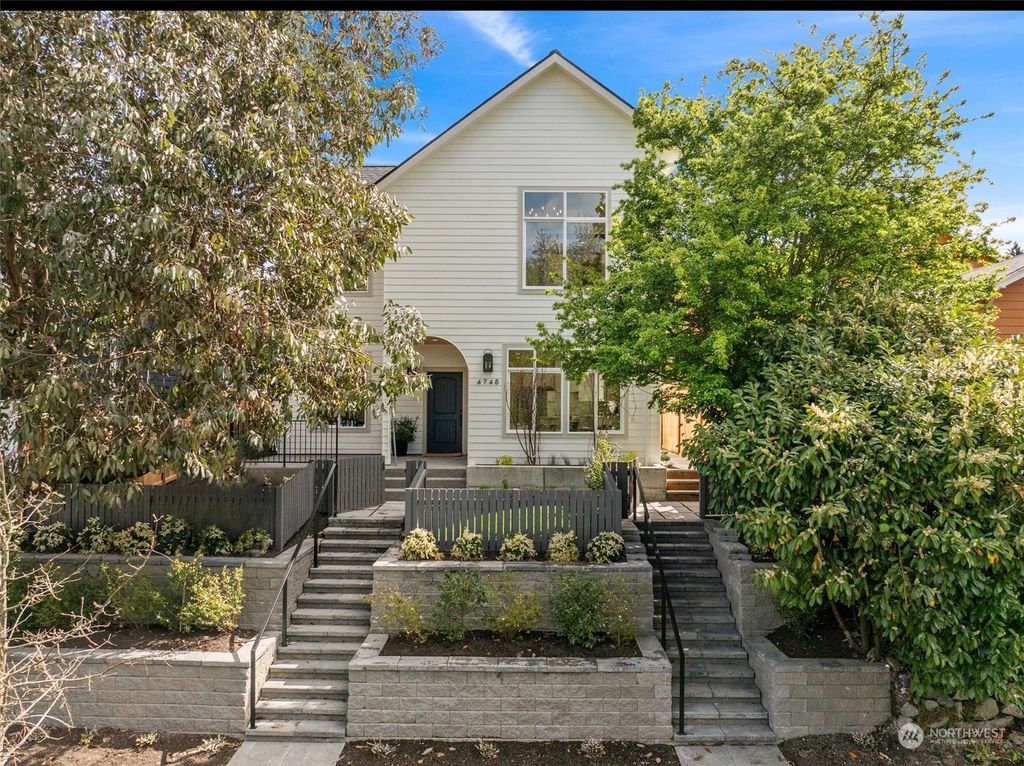 Photo of 4748 25th Avenue SW, Seattle, WA 98106 (MLS # 2240845)