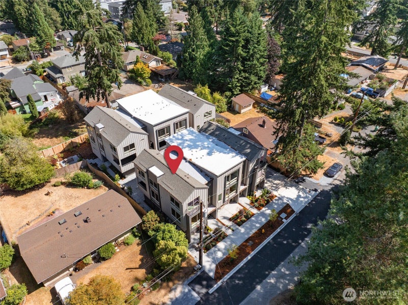 18032 Sunnyside Avenue N