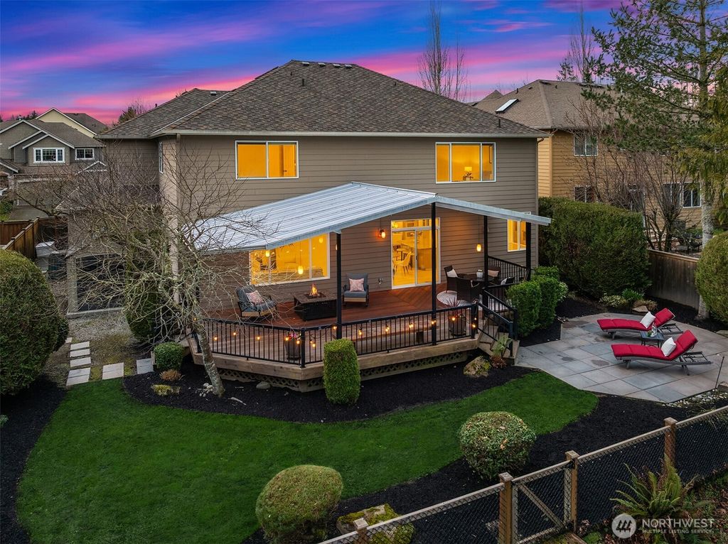 Photo of 1306 275th Place SE, Sammamish, WA 98075 (MLS # 2483473)