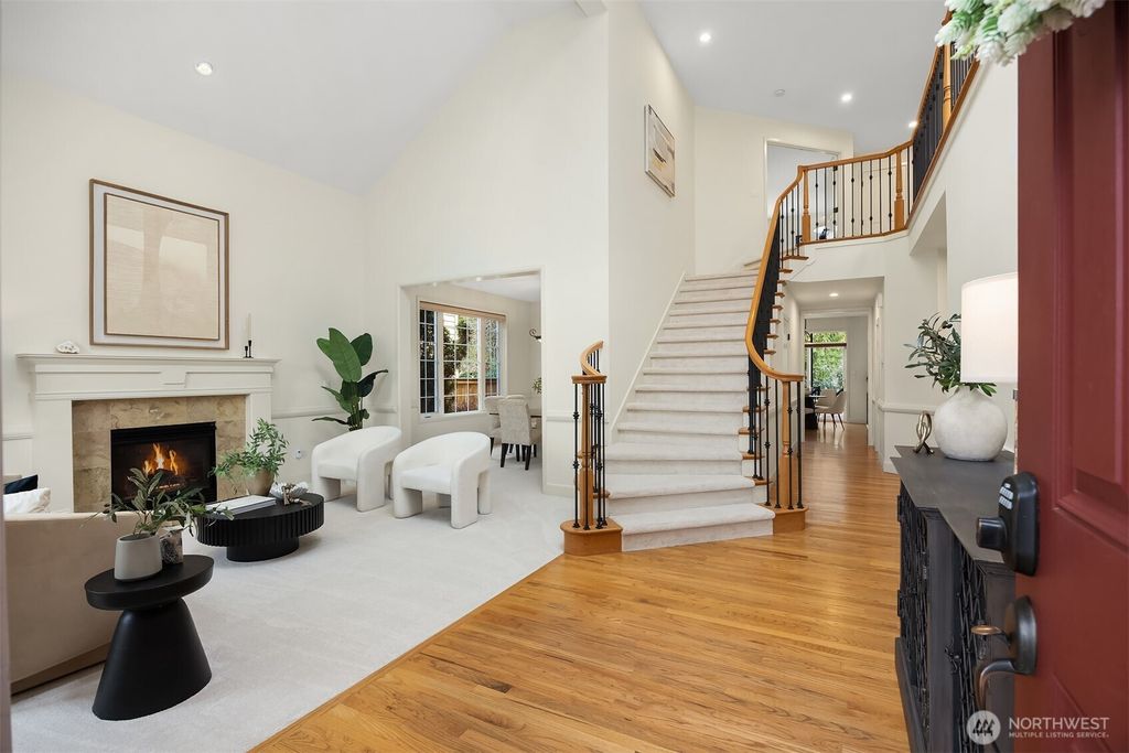 Photo of 1306 275th Place SE, Sammamish, WA 98075 (MLS # 2483473)