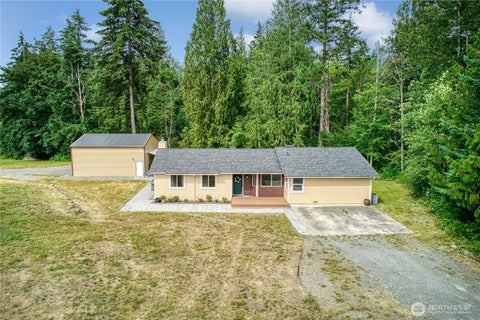 Photo of 15611 SE 322nd Place, Auburn, WA 98092 (MLS # 2546327)