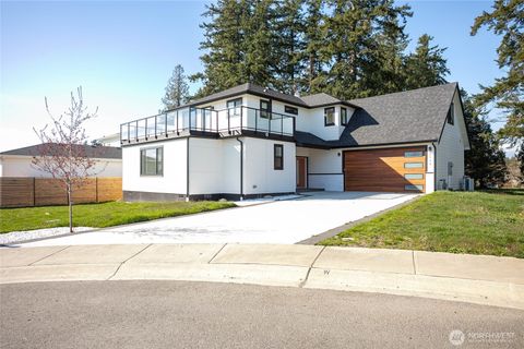 Photo of 2529 Bora Bora Court, Blaine, WA 98230 (MLS # 2503776)