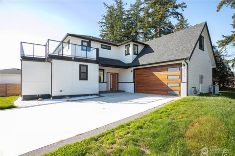 Photo of 2529 Bora Bora Court, Blaine, WA 98230 (MLS # 2503776)