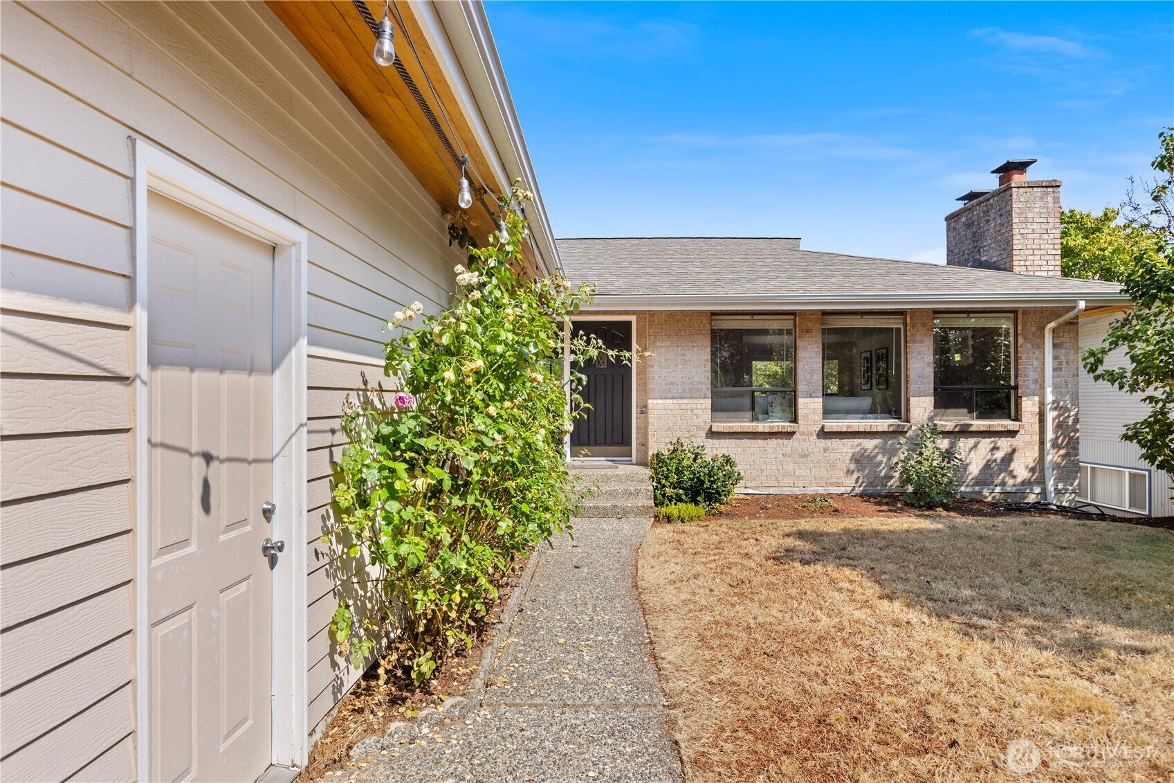 1123 E Hemlock Street