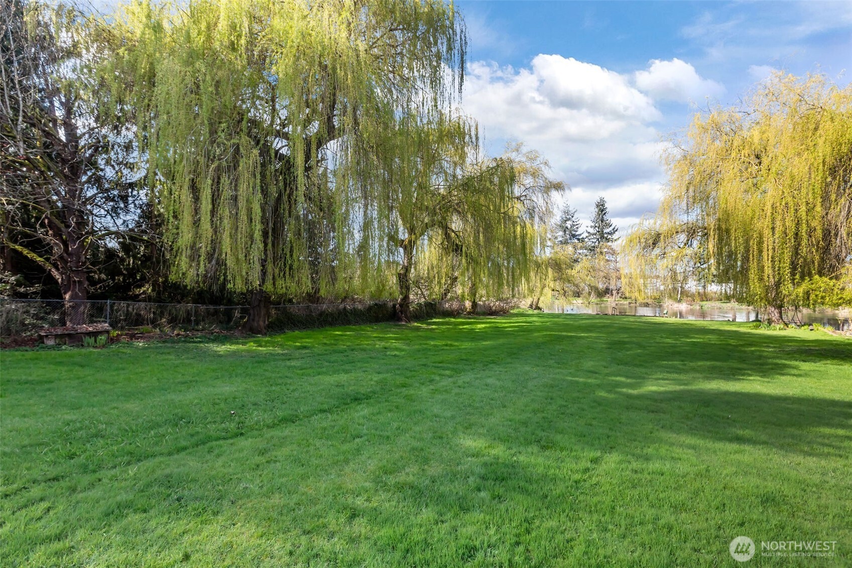 17050 70th Avenue NE