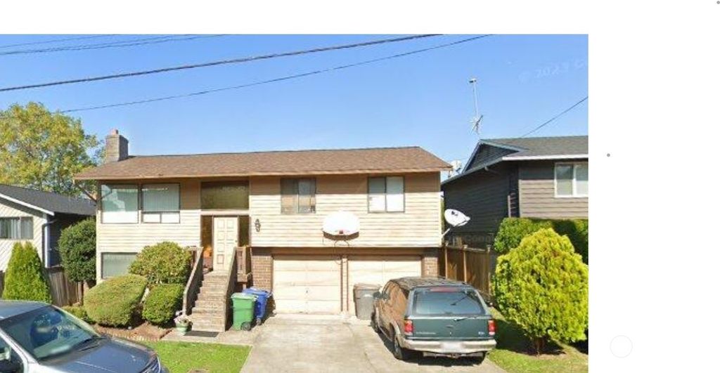 Photo of 904 N 33rd Place, Renton, WA 98056 (MLS # 2219816)
