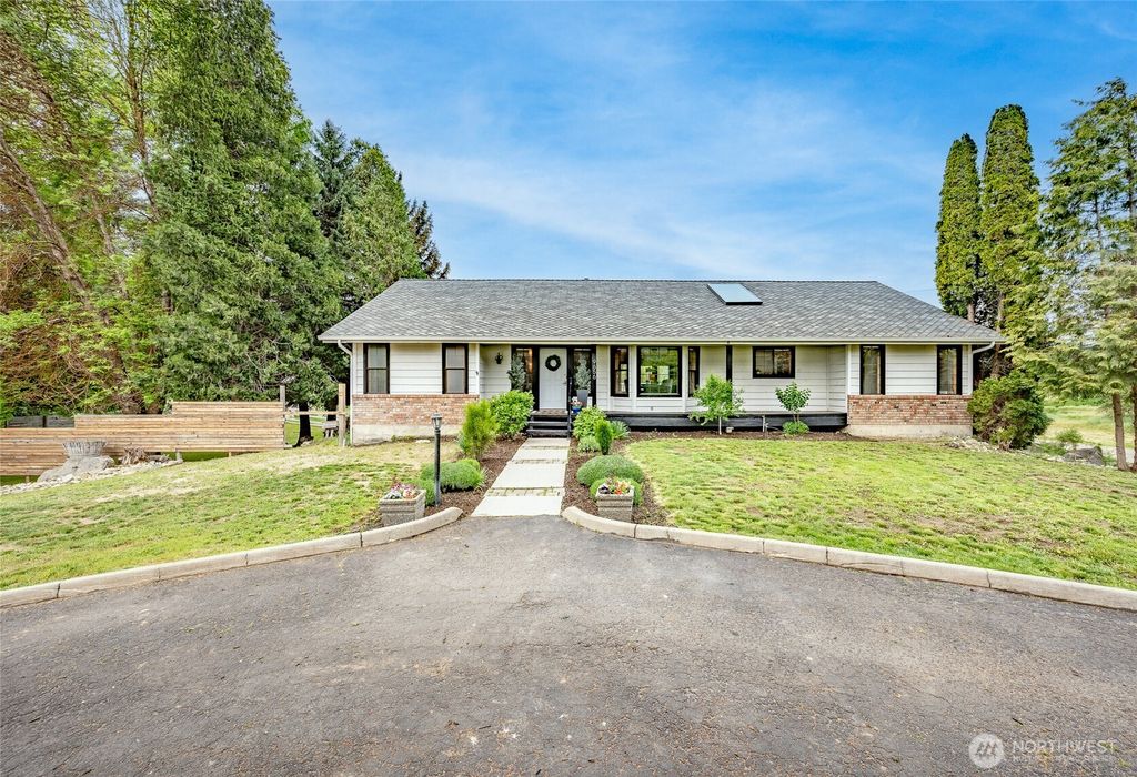 Photo of 9656 North Road, Peshastin, WA 98847 (MLS # 2521454)