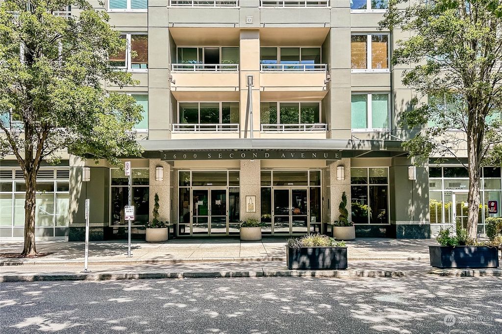 Photo of 2600 2nd Avenue #2201, Seattle, WA 98121 (MLS # 2265675)