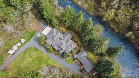 Photo of 125 Royal Coachman Lane, Kalama, WA 98625 (MLS # 2500204)