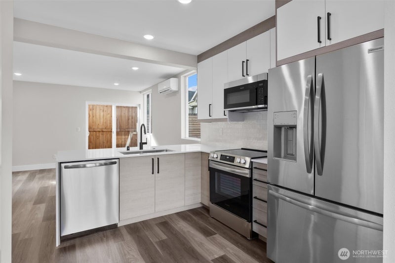 503 NE 42nd Street