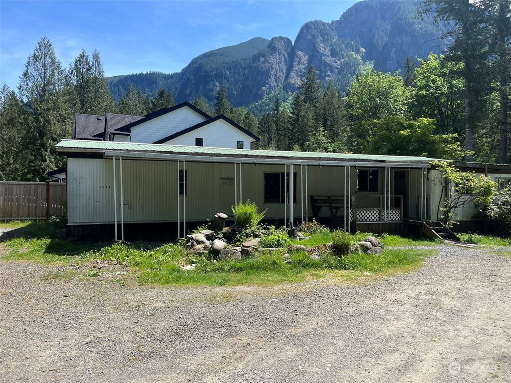Photo of 7140 N Fork Road SE, Snoqualmie, WA 98065 (MLS # 2247153)