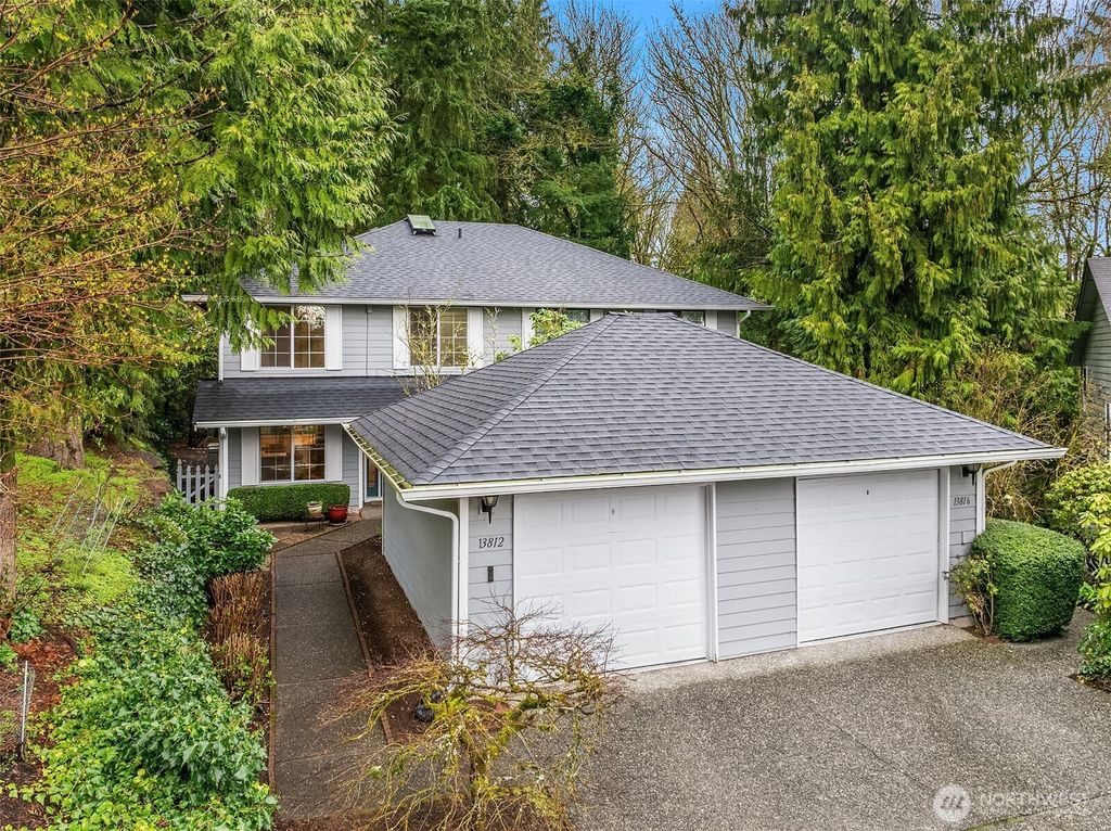 Photo of 13812 NE 87th Street, Redmond, WA 98052 (MLS # 2493180)