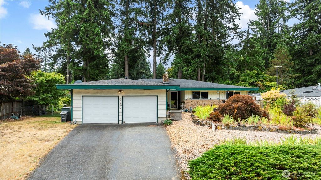 Photo of 16433 SE 147th Street, Renton, WA 98059 (MLS # 2419052)