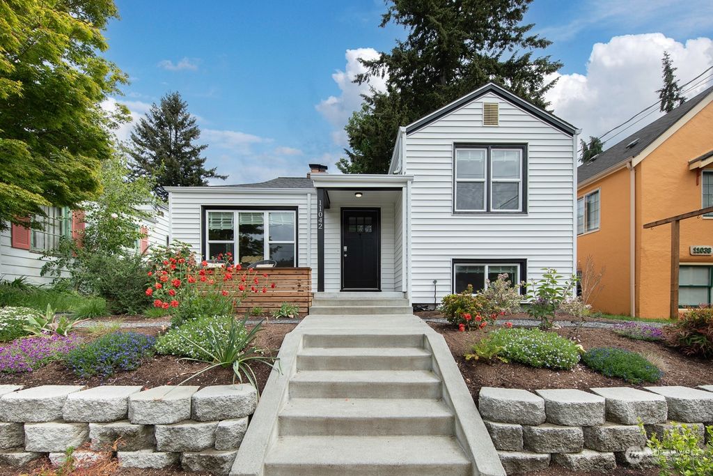 Photo of 11042 Evanston Avenue N, Seattle, WA 98133 (MLS # 2237470)