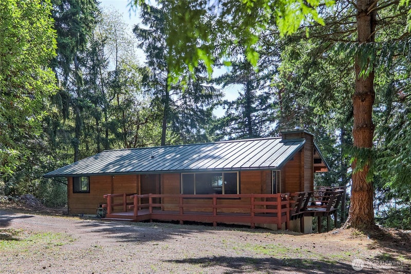 2110 Gull Way