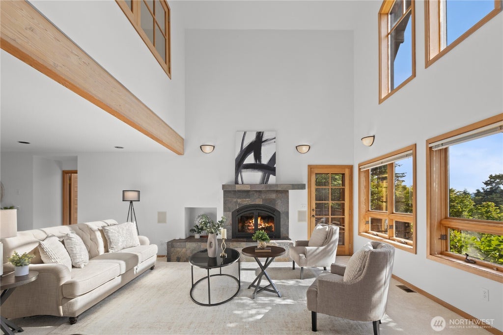 Photo of 7321 152nd Avenue NE, Redmond, WA 98052 (MLS # 2542885)