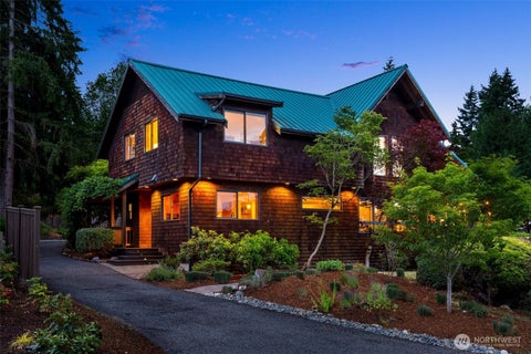 Photo of 7321 152nd Avenue NE, Redmond, WA 98052 (MLS # 2542885)
