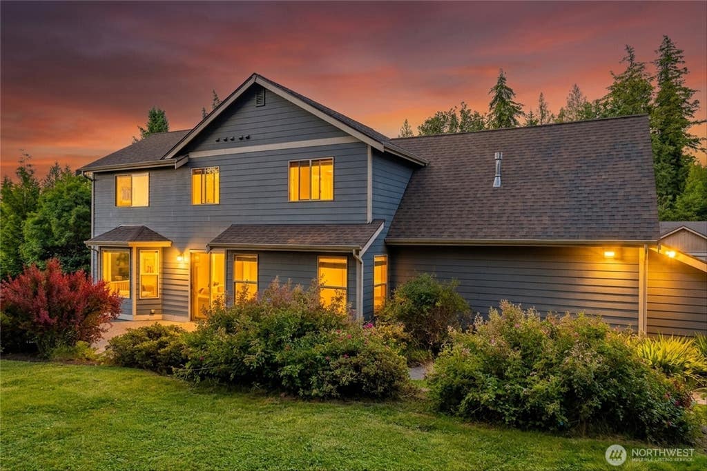 Photo of 1205 Birch Falls Drive, Bellingham, WA 98229 (MLS # 2541615)