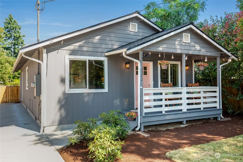 Photo of 10242 3rd Avenue SW, Seattle, WA 98146 (MLS # 2134616)