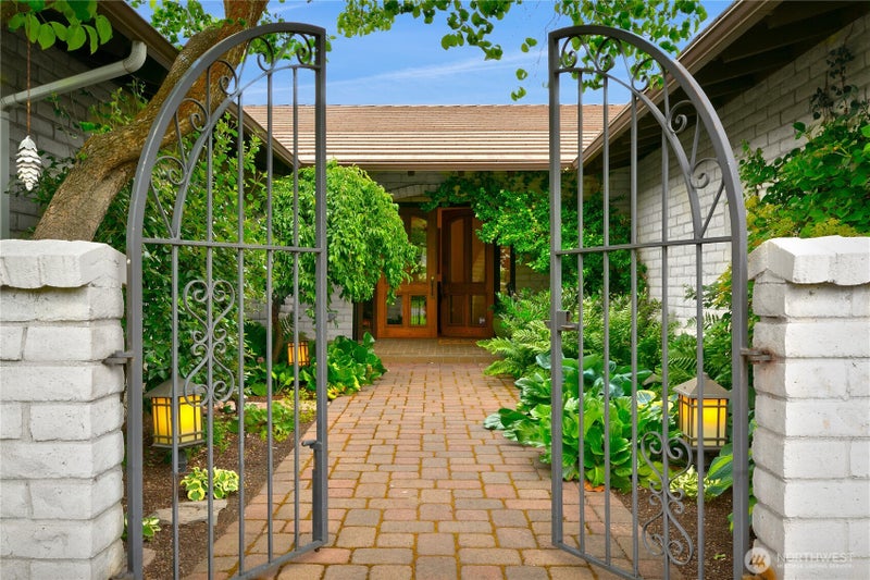 101 Gilbert Drive