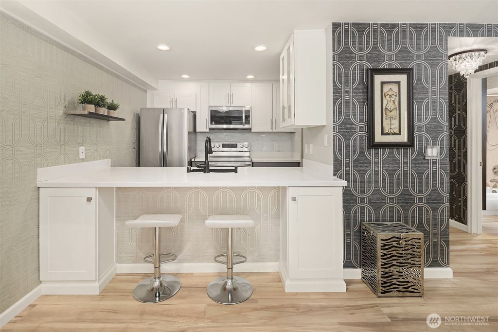 Photo of 2152 N 112th Street #108, Seattle, WA 98133 (MLS # 2477983)