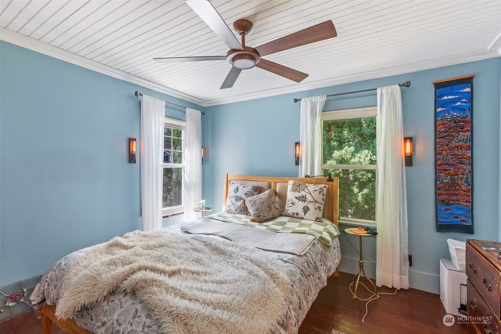 Photo of 38188 SE Cedar Street, Snoqualmie, WA 98065 (MLS # 2301195)