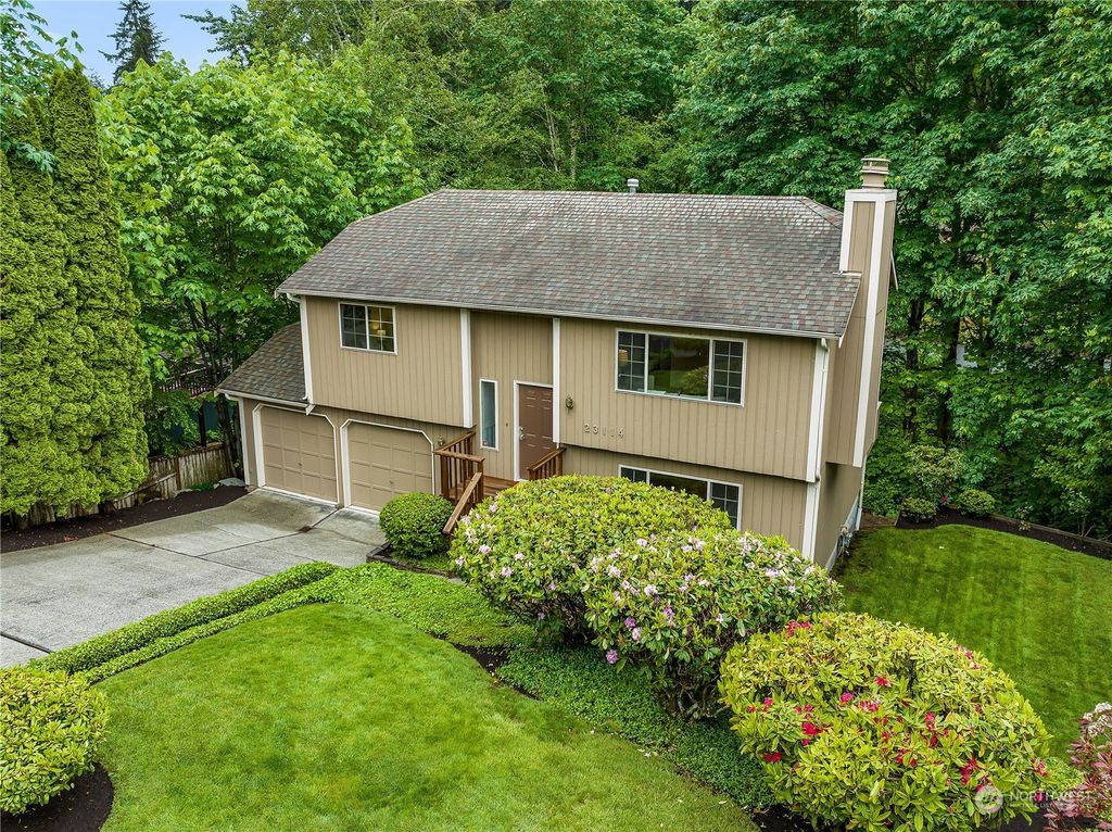 Photo of 23114 38th Court W, Brier, WA 98036 (MLS # 2241541)