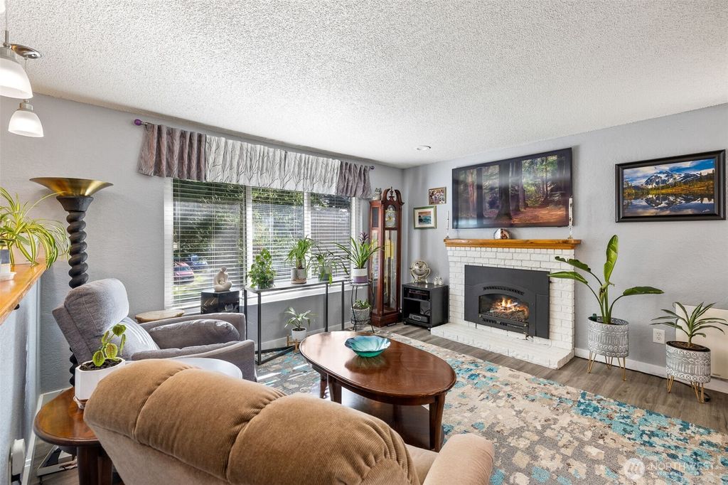 Photo of 225 Paradise Parkway, Granite Falls, WA 98252 (MLS # 2441759)