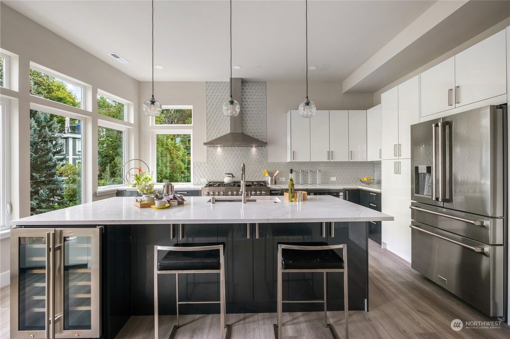Photo of 1653 Edgewood Avenue SW, Seattle, WA 98116 (MLS # 2310187)