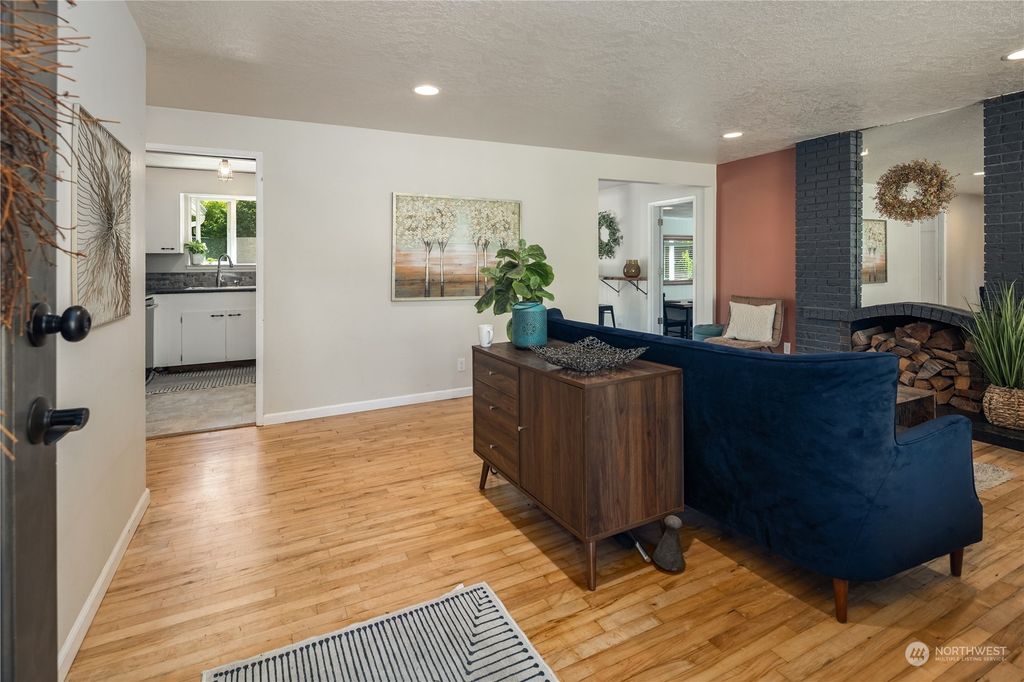 Photo of 20107 80th Avenue W, Edmonds, WA 98026 (MLS # 2139869)