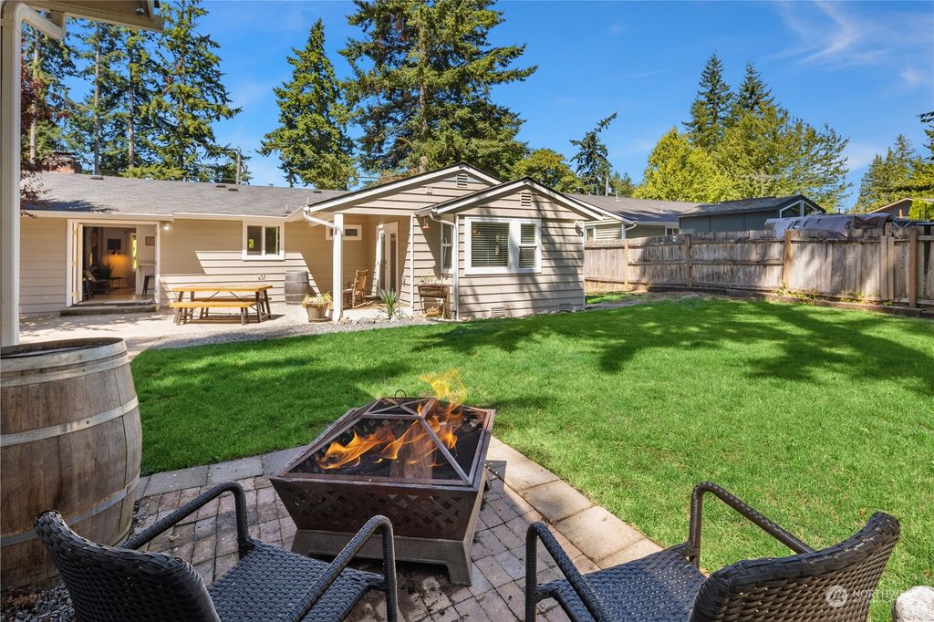 Photo of 20107 80th Avenue W, Edmonds, WA 98026 (MLS # 2139869)