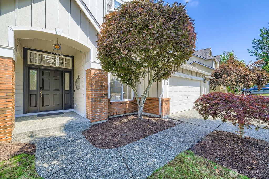 Photo of 2827 191st Place SE, Bothell, WA 98012 (MLS # 2411106)