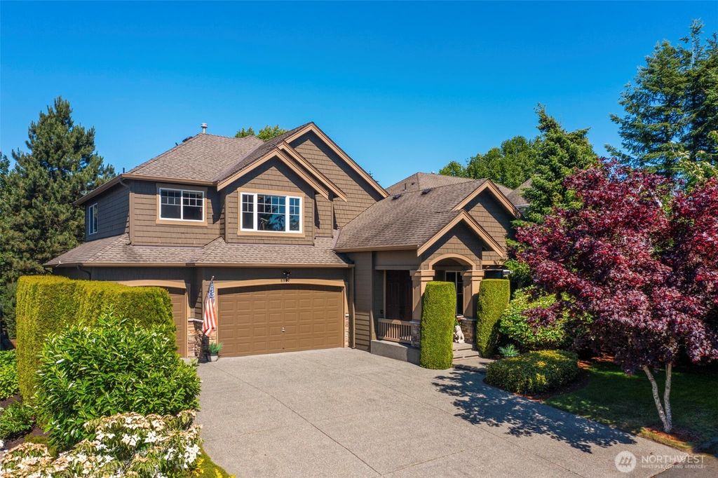 Photo of 6820 Denny Peak Drive SE, Snoqualmie, WA 98065 (MLS # 2333859)