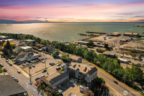 Photo of 705 N State Street #202, Bellingham, WA 98225 (MLS # 2522402)
