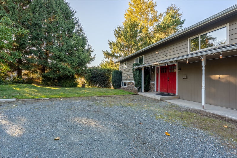 286 E Bartlett Rd