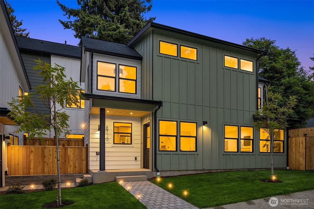 Photo of 8710 30th Avenue NE, Seattle, WA 98115 (MLS # 2429608)